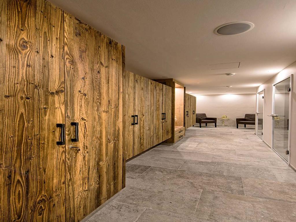 Hotel Universo ザーファウス エクステリア 写真