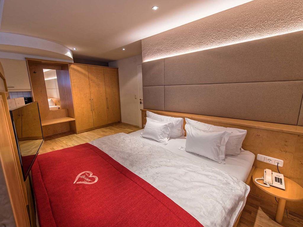 Hotel Universo ザーファウス 部屋 写真
