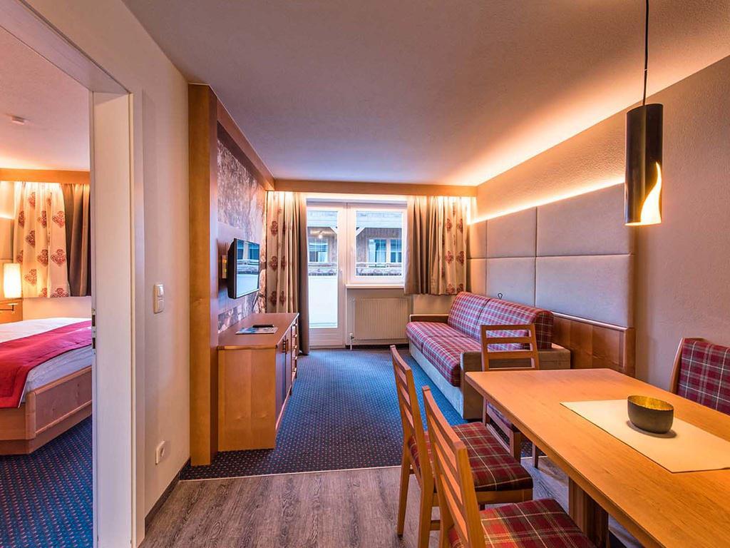 Hotel Universo ザーファウス 部屋 写真